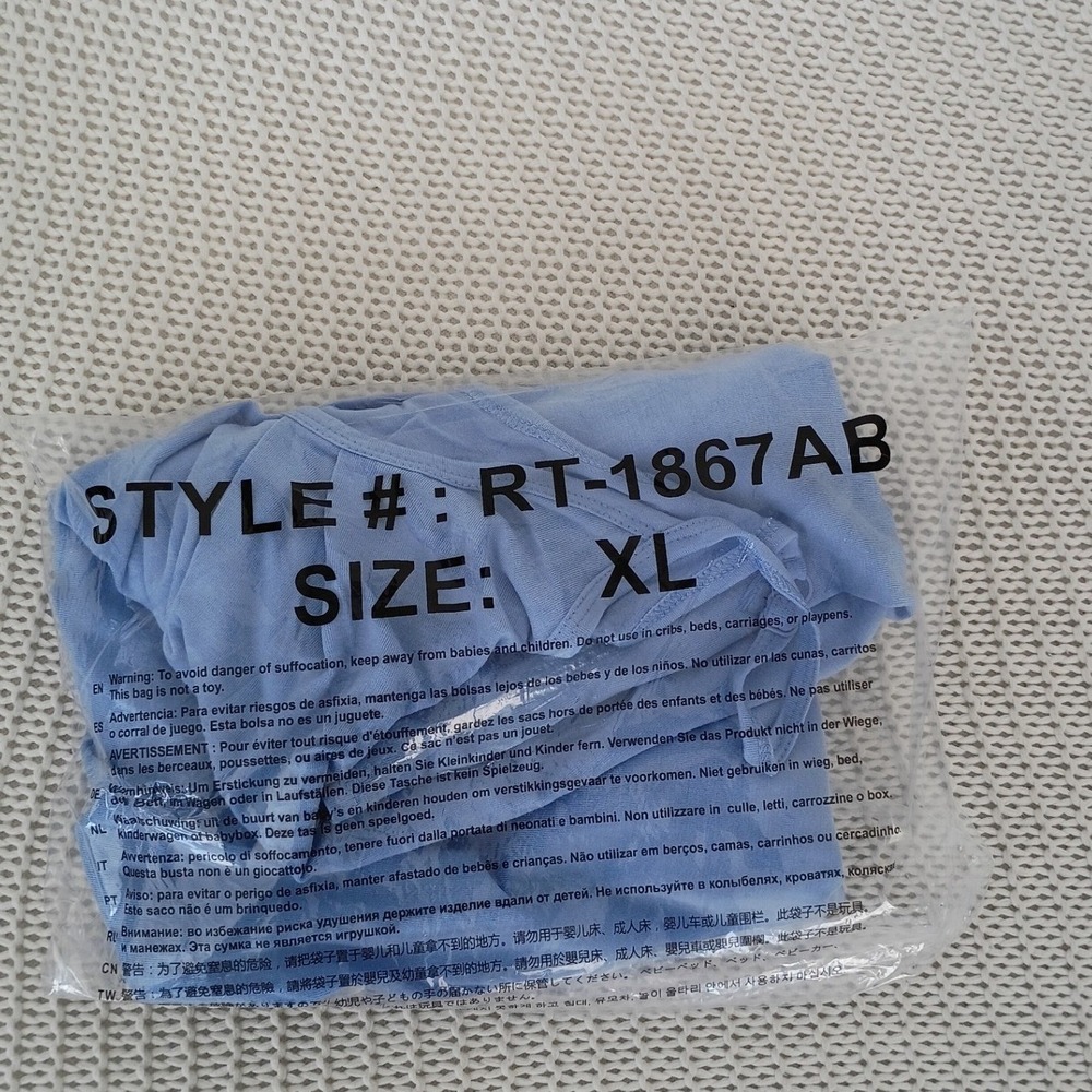 NWT Zenana Periwinkle Blue Pleated Flowy Cami Tank M Boho Lightweight Relax Fit - Picture 9 of 9
